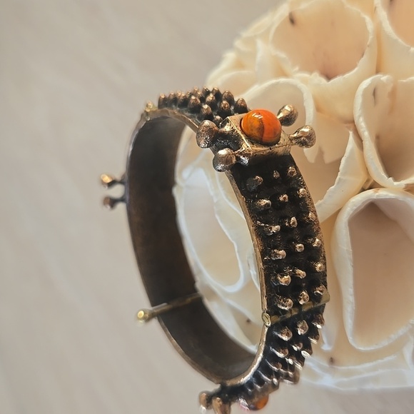 Vintage Art Nouveau Filigree Hinged Bracelet - Picture 2 of 7